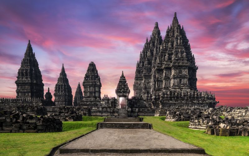 3 DAYS 2 NIGHTS YOGYAKARTA TOUR